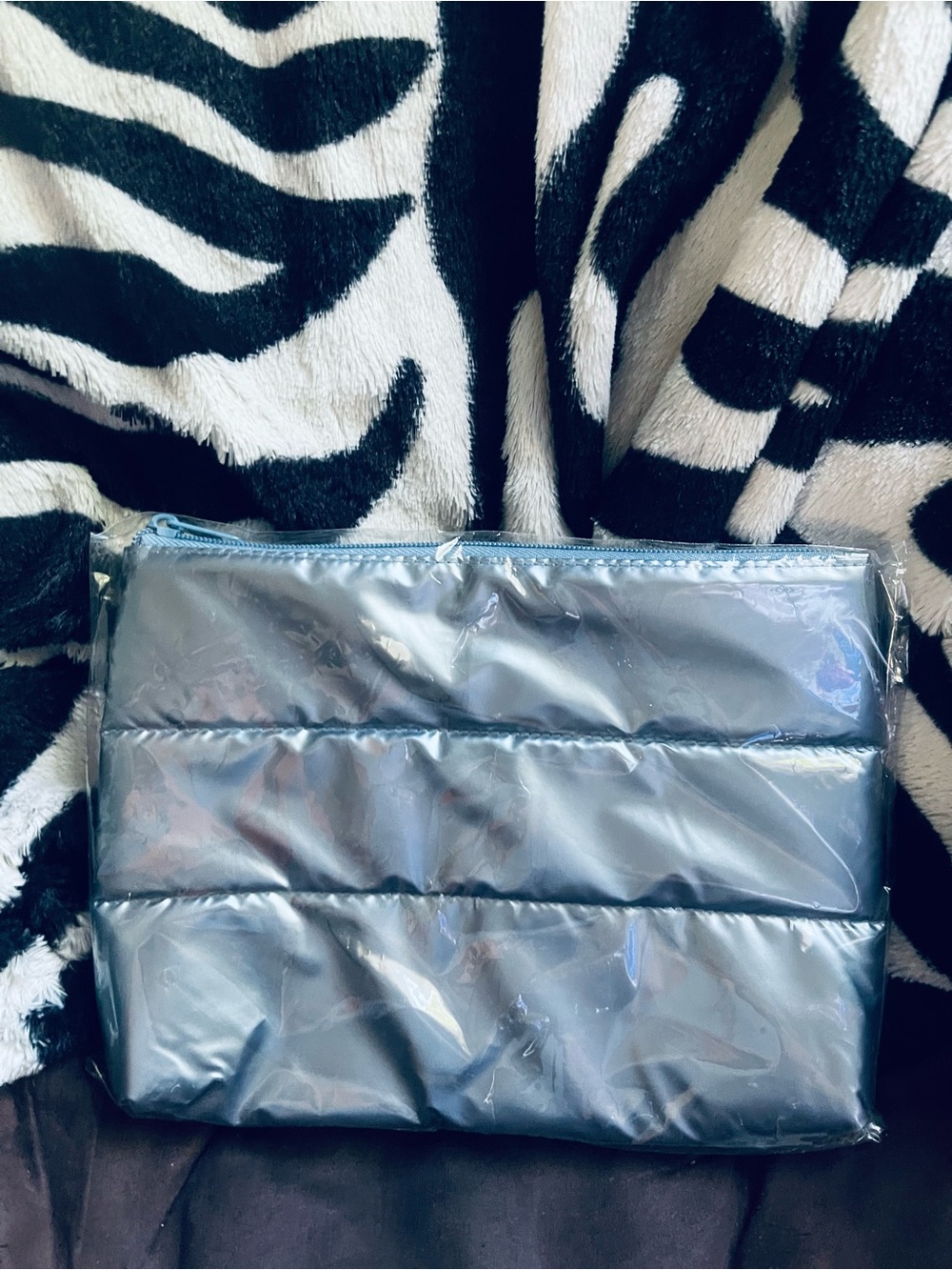 Ulta Beauty Metallic Iced Blue Makeup Cosmetic Bag Puffy Large Brand New
